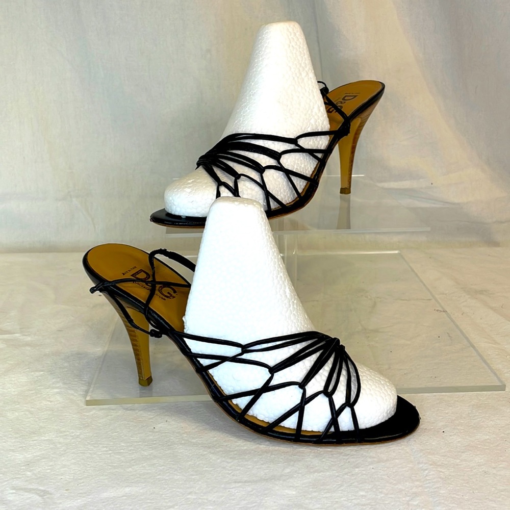 Vintage Early 2000s Dolce & Gabanna Black & Tan leather strapped slingback heels
